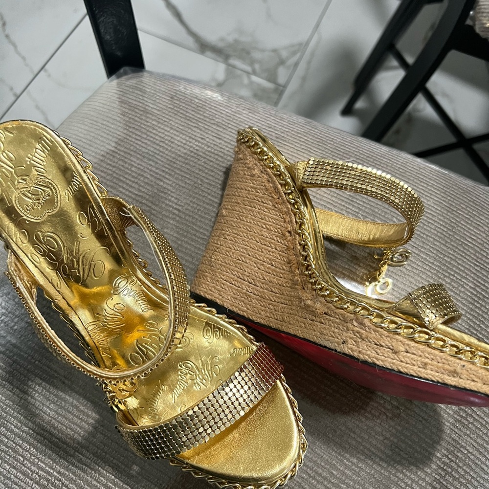 Apple bottom heels